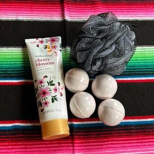 Bath & Body Pamper Bundle